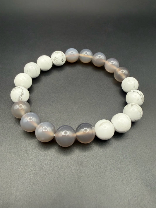 Grey Agate/Howlite Stretch Bracelet